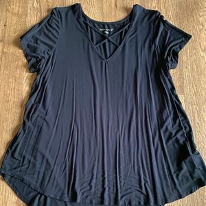 DONATING SOON Ava and Viv black flowy short sleeve top